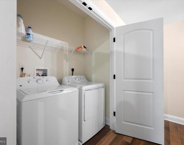 262 W Ashland Street - Photo Thumbnail 11