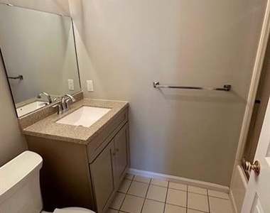 163 Hawthorne Court - Photo Thumbnail 23