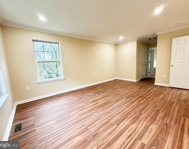 224 Fountayne Lane - Photo Thumbnail 15