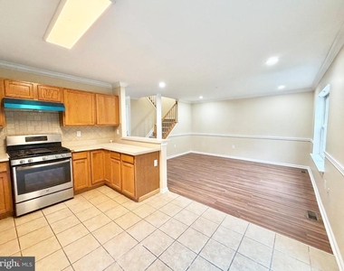 224 Fountayne Lane - Photo Thumbnail 12