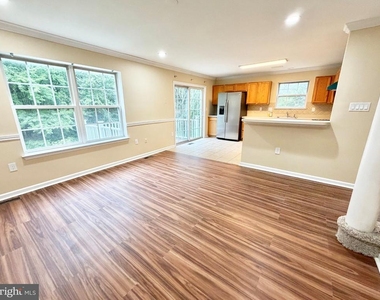 224 Fountayne Lane - Photo Thumbnail 10