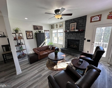 355 Cristaudo Court - Photo Thumbnail 5