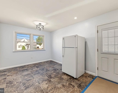 209 Union Avenue - Photo Thumbnail 9