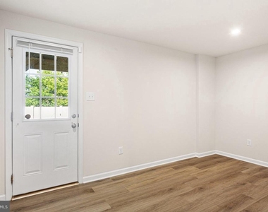 7 F Parsons Boulevard - Photo Thumbnail 24