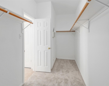 13401 Lamplight Village Ave - Photo Thumbnail 19