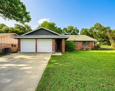 1300 Neans Dr - Photo Thumbnail 1
