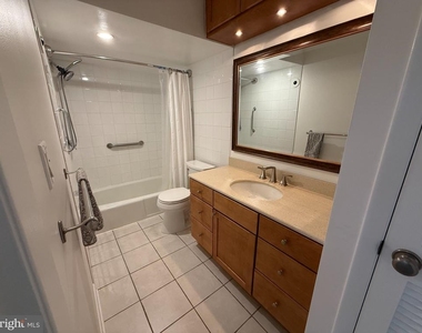 5101 River Road - Photo Thumbnail 10