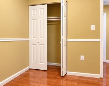 7223 Millcrest Terrace - Photo Thumbnail 15