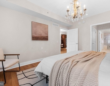 7710 Woodmont Avenue - Photo Thumbnail 30