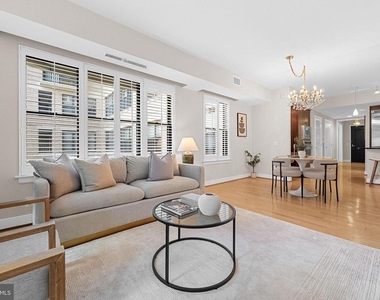 7710 Woodmont Avenue - Photo Thumbnail 7