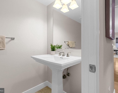 7710 Woodmont Avenue - Photo Thumbnail 37
