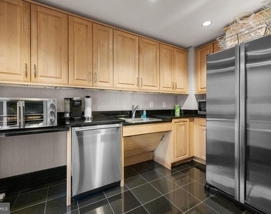 7710 Woodmont Avenue - Photo Thumbnail 42
