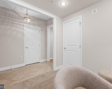 7710 Woodmont Avenue - Photo Thumbnail 20