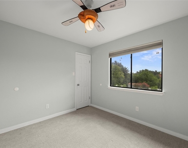 1329 Quail Ravine - Photo Thumbnail 26