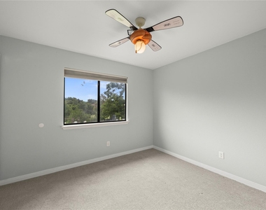 1329 Quail Ravine - Photo Thumbnail 25