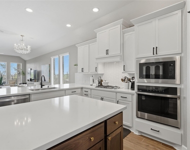 344 Carpenter Hill Dr - Photo Thumbnail 12
