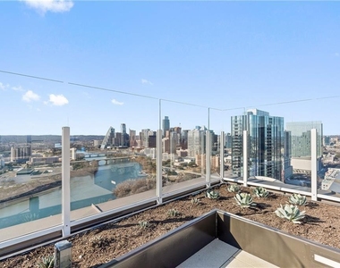 48 East Ave - Photo Thumbnail 36