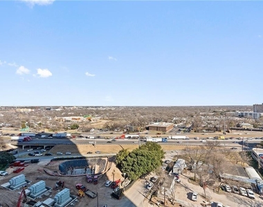 48 East Ave - Photo Thumbnail 20