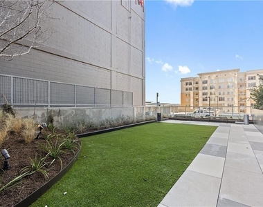 48 East Ave - Photo Thumbnail 28
