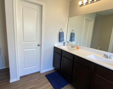 3304 Kenner Dr - Photo Thumbnail 13