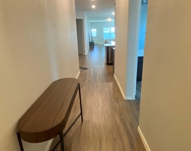 3304 Kenner Dr - Photo Thumbnail 1