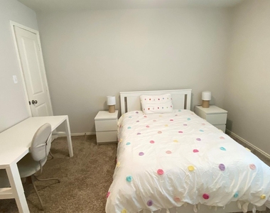 3304 Kenner Dr - Photo Thumbnail 20