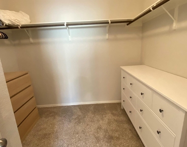 3304 Kenner Dr - Photo Thumbnail 16