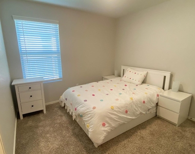 3304 Kenner Dr - Photo Thumbnail 17
