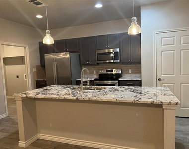 629 Cr 306 Rd - Photo Thumbnail 6