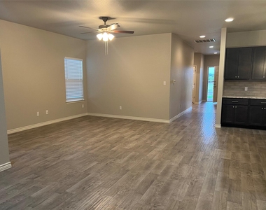 629 Cr 306 Rd - Photo Thumbnail 3