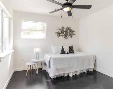 1144 Gunter St - Photo Thumbnail 6