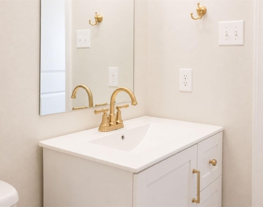 153 Blue Agate Ct - Photo Thumbnail 9
