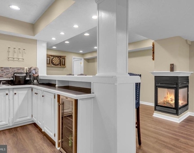 4907 Cordova Court - Photo Thumbnail 3