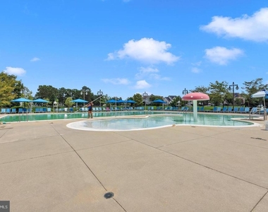 4907 Cordova Court - Photo Thumbnail 16