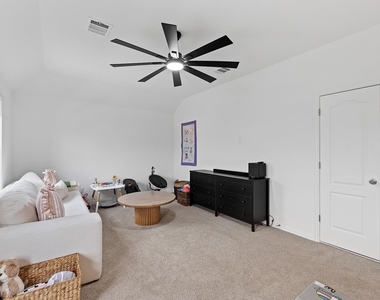 1601 Harrongton Way - Photo Thumbnail 26
