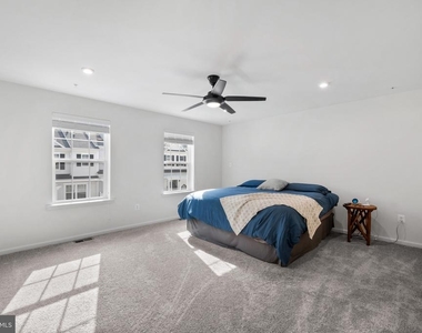 4514 Reaney Lane - Photo Thumbnail 14
