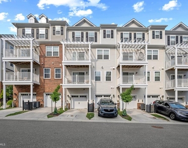 4514 Reaney Lane - Photo Thumbnail 27