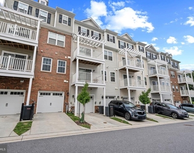 4514 Reaney Lane - Photo Thumbnail 26