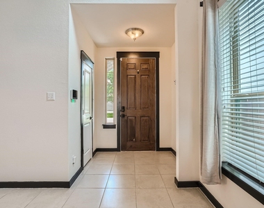7928 Castelardo Pl - Photo Thumbnail 4