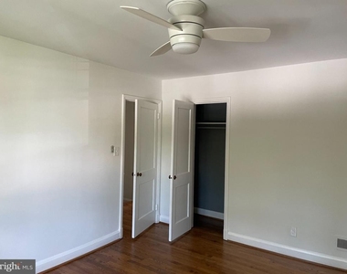7228 Lanark Road - Photo Thumbnail 6
