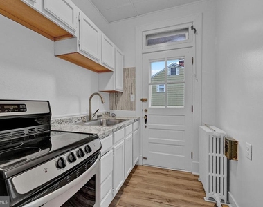 2203 Edmondson Avenue - Photo Thumbnail 7