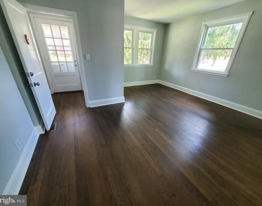 301 Westowne Road - Photo Thumbnail 11