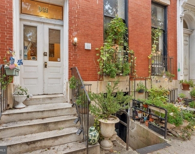 931 Saint Paul Street - Photo Thumbnail 2