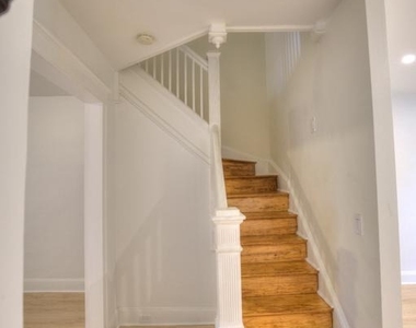 608 E 33rd Street - Photo Thumbnail 6