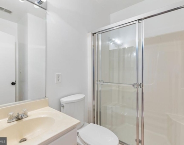 1025 Covington Street - Photo Thumbnail 17