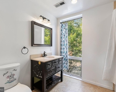 1025 Covington Street - Photo Thumbnail 16