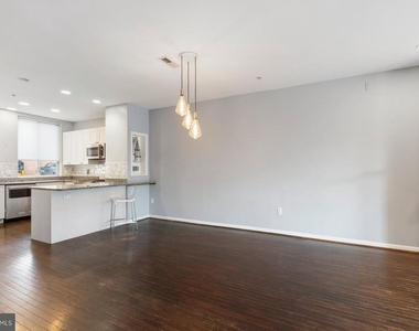 1025 Covington Street - Photo Thumbnail 7
