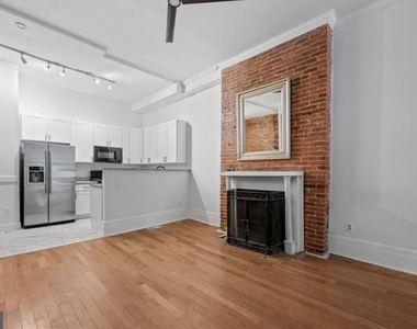 2024 Park Avenue - Photo Thumbnail 3