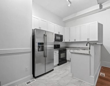 2024 Park Avenue - Photo Thumbnail 5