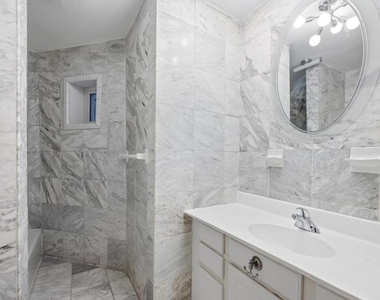 2024 Park Avenue - Photo Thumbnail 9